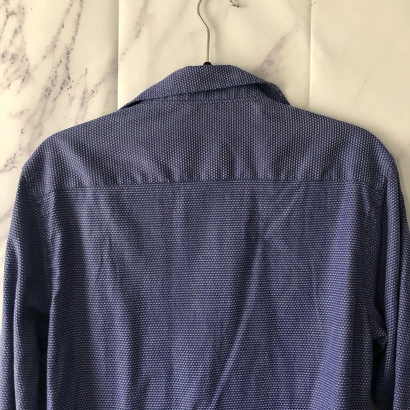 TRULY - SLIM FIT TEXTURED BUTTON DOWN SHIRT BLUE MENS MEDIUM - Picture 4 of 10